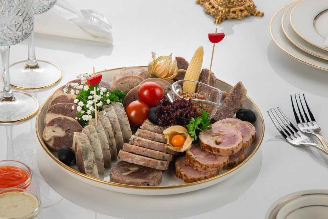 Мясное ассорти